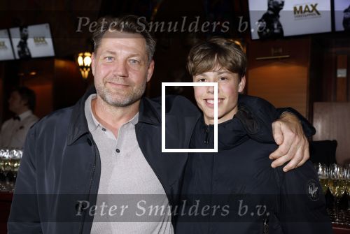 Amsterdam 29 maart 2023
Premiere Docu Max Verstappen in Tuschinski  die uitgezonden gaat worden op Viaplay.
Dennis v d Geest met zijn zoon