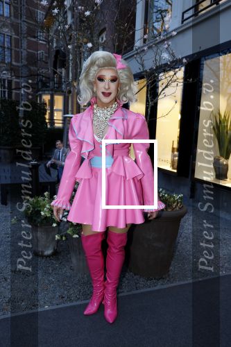 Amsterdam 23 maart 2023
Opening nieuwe Eichholtz winkel op de PC Hooftstraat in Amsterdam.
Dragqueen