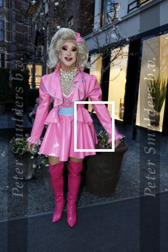 Amsterdam 23 maart 2023
Opening nieuwe Eichholtz winkel op de PC Hooftstraat in Amsterdam.
Dragqueen