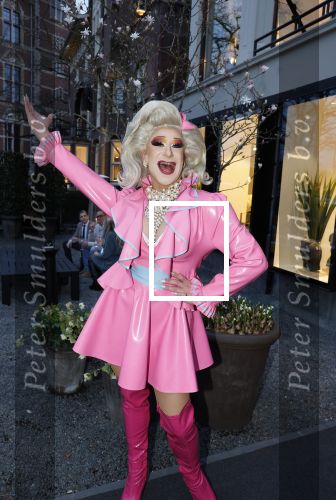 Amsterdam 23 maart 2023
Opening nieuwe Eichholtz winkel op de PC Hooftstraat in Amsterdam.
Dragqueen