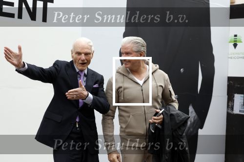 Amsterdam 17 maart 2023
Dries Roelvink met zijn beste vriend Gunther in Amsterdam zuid. Gunther zijn vrouw is deze week overleden.