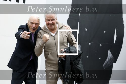 Amsterdam 17 maart 2023
Dries Roelvink met zijn beste vriend Gunther in Amsterdam zuid. Gunther zijn vrouw is deze week overleden.