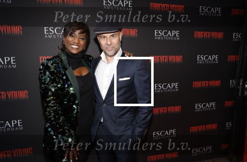 Amsterdam 30 maart 2023
Premiere show forever young in de escape.
Edsilia Rombley en Tjeerd Oosterhuis