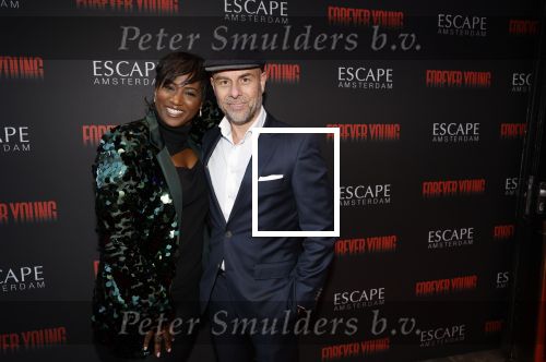 Amsterdam 30 maart 2023
Premiere show forever young in de escape.
Edsilia Rombley en Tjeerd Oosterhuis