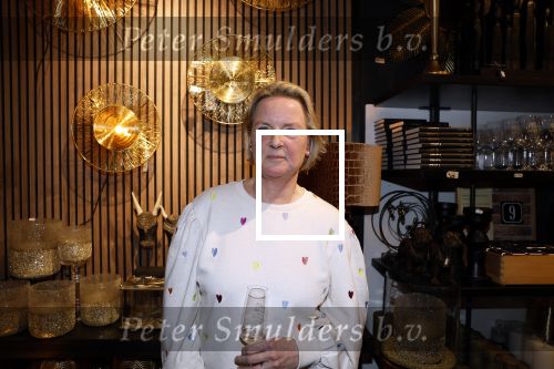 Noordwijk 30 maart 2023
Boekpresentatie Maxime Meiland in de winkel van haar zus Montana.
Verder Aanwezig Martien Meiland Erica Meiland en haar man Leroy Molkenboer en hun kinderen Claire en Vive. Ook de schrijver van het boek Jan Dijkgraaf.