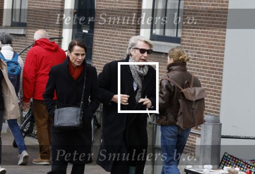 Amsterdam 15 april 2023
Frank Boeijen met zijn vrouw op straat in het centrum van Amsterdam.