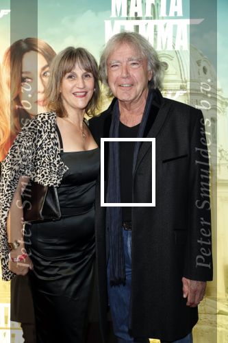 Amsterdam 17 april 2023
Premiere Mafia mama in pathe Arena.
Govert de Roos met zijn vriendin