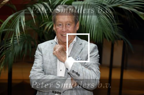 Zeist 26 maart 2023
Hans Kazan viert zijn 70e verjaardag en presenteert zijn boek. Ook krijgt hij een koninklijke onderscheiding in het Figi Theater/Hotel.
