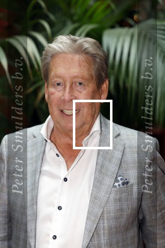 Zeist 26 maart 2023
Hans Kazan viert zijn 70e verjaardag en presenteert zijn boek. Ook krijgt hij een koninklijke onderscheiding in het Figi Theater/Hotel.