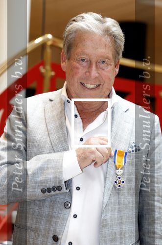 Zeist 26 maart 2023
Hans Kazan viert zijn 70e verjaardag en presenteert zijn boek. Ook krijgt hij een koninklijke onderscheiding in het Figi Theater/Hotel.