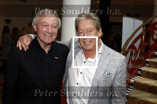 Zeist 26 maart 2023
Hans Kazan viert zijn 70e verjaardag en presenteert zijn boek. Ook krijgt hij een koninklijke onderscheiding in het Figi Theater/Hotel. Hans en Frank Wentink