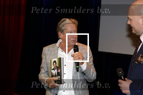 Zeist 26 maart 2023
Hans Kazan viert zijn 70e verjaardag en presenteert zijn boek. Ook krijgt hij een koninklijke onderscheiding in het Figi Theater/Hotel.