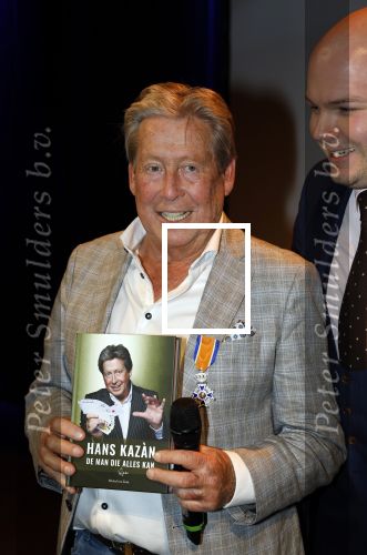 Zeist 26 maart 2023
Hans Kazan viert zijn 70e verjaardag en presenteert zijn boek. Ook krijgt hij een koninklijke onderscheiding in het Figi Theater/Hotel.