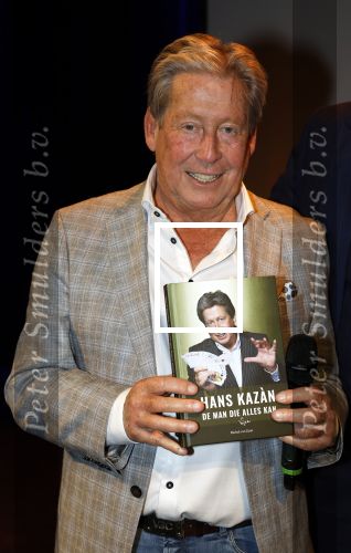 Zeist 26 maart 2023
Hans Kazan viert zijn 70e verjaardag en presenteert zijn boek. Ook krijgt hij een koninklijke onderscheiding in het Figi Theater/Hotel.