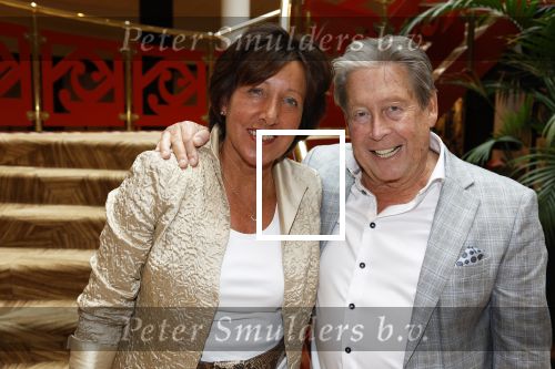 Zeist 26 maart 2023
Hans Kazan viert zijn 70e verjaardag en presenteert zijn boek. Ook krijgt hij een koninklijke onderscheiding in het Figi Theater/Hotel.