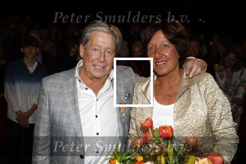 Zeist 26 maart 2023
Hans Kazan viert zijn 70e verjaardag en presenteert zijn boek. Ook krijgt hij een koninklijke onderscheiding in het Figi Theater/Hotel. Ook zijn vrouw Wendy is er natuurlijk bij.