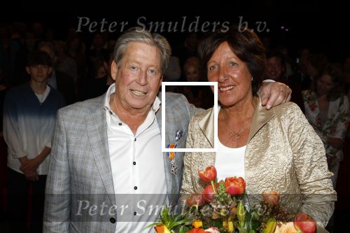 Zeist 26 maart 2023
Hans Kazan viert zijn 70e verjaardag en presenteert zijn boek. Ook krijgt hij een koninklijke onderscheiding in het Figi Theater/Hotel. Ook zijn vrouw Wendy is er natuurlijk bij.