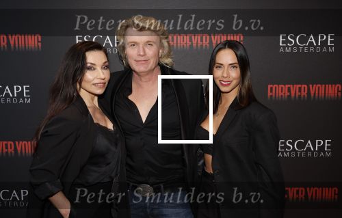 Amsterdam 30 maart 2023
Premiere show forever young in de escape.
Hans Klok met zijn assistentes