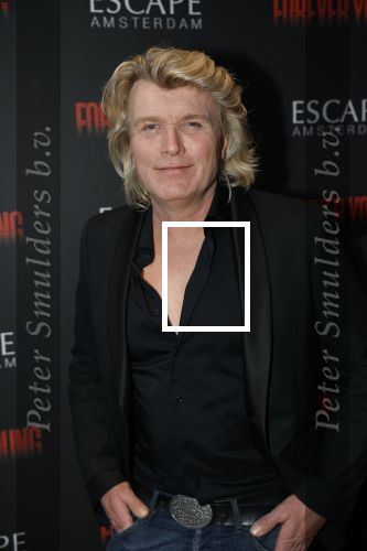 Amsterdam 30 maart 2023
Premiere show forever young in de escape.
Hans Klok met zijn assistentes