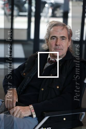 Rotterdam 14 april 2023
Boekpresentatie boek Hans de Booij . Johan Vlemmix reikte het eerste boek uit.
Hans zit in het gips omdat hij nzijn enkel heeft gebroken.