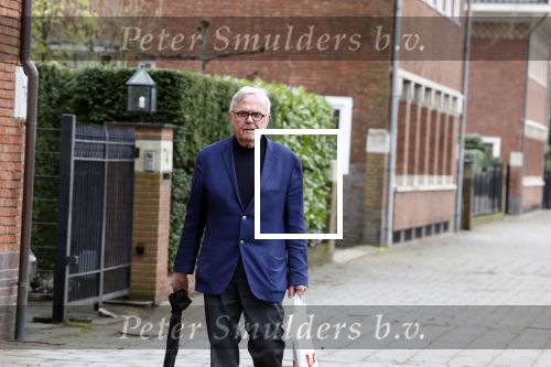 Amsterdam 31 maart 2023
Harry Mens wandelend door Amsterdam zuid.