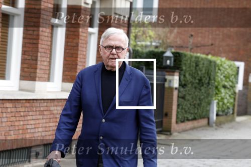 Amsterdam 31 maart 2023
Harry Mens wandelend door Amsterdam zuid.