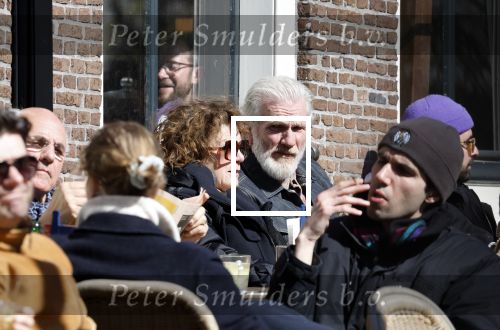 Amsterdam 2 april 2023
Henriette Tol met partner op terras in het centrum van Amsterdam.