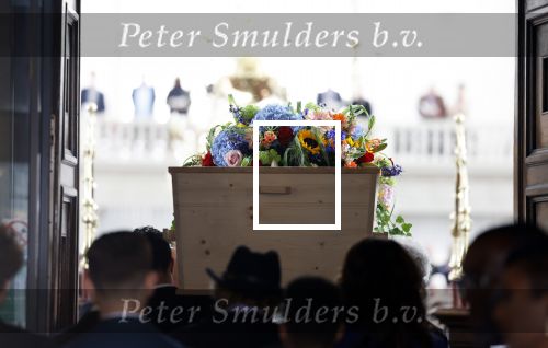Amsterdam 15 april 2023
Herdenkingstdienst vooraf aan de begrafenis van Huub Oosterhuis in de Westertoren . Daarna gingen ze met de boot naar begraafplaats Zorgvlied