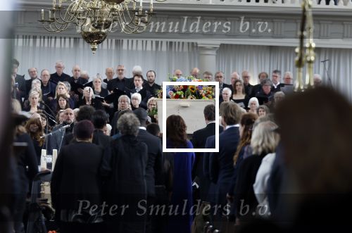 Amsterdam 15 april 2023
Herdenkingstdienst vooraf aan de begrafenis van Huub Oosterhuis in de Westertoren . Daarna gingen ze met de boot naar begraafplaats Zorgvlied