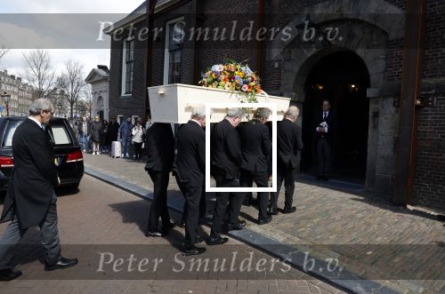 Amsterdam 15 april 2023
Herdenkingstdienst vooraf aan de begrafenis van Huub Oosterhuis in de Westertoren . Daarna gingen ze met de boot naar begraafplaats Zorgvlied
