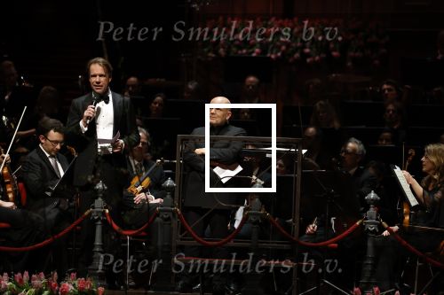 Amsterdam 18 april 2023
Jaap v Zweden krijgt de concertgebouwprijs 2023 in het concertgebouw uit handen van directeur Simon Reinink .