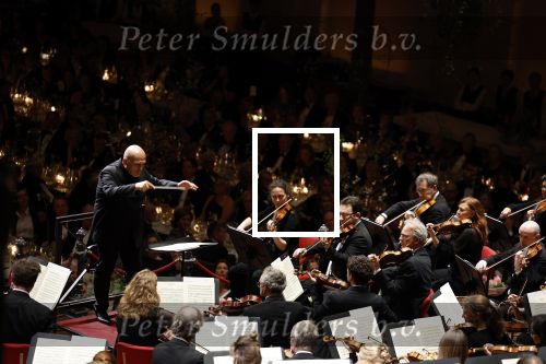 Amsterdam 18 april 2023
Jaap v Zweden krijgt de concertgebouwprijs 2023 in het concertgebouw uit handen van directeur Simon Reinink .
