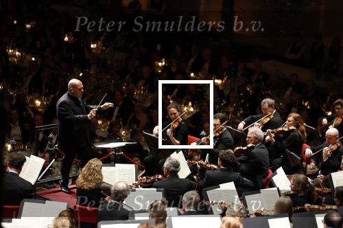 Amsterdam 18 april 2023
Jaap v Zweden krijgt de concertgebouwprijs 2023 in het concertgebouw uit handen van directeur Simon Reinink .