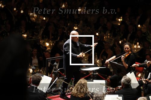 Amsterdam 18 april 2023
Jaap v Zweden krijgt de concertgebouwprijs 2023 in het concertgebouw uit handen van directeur Simon Reinink .
