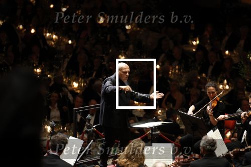 Amsterdam 18 april 2023
Jaap v Zweden krijgt de concertgebouwprijs 2023 in het concertgebouw uit handen van directeur Simon Reinink .