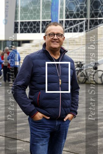 Heerenveen 19 maart 2023
De hollandse 100 in Thialf.  Georganiseerd door Prinse Bernhard met zijn stichting Lymph & Co.
Aanwezig oa Prins Bernhard Prinses Annette hun kinderen Isabelle Samuel en Benjamin, Prinses Margriet Mr Pieter v Vollenhoven , Prins Floris en Prinses Aimee.
Ook Marianne Timmer reed mee. Jack Plooij