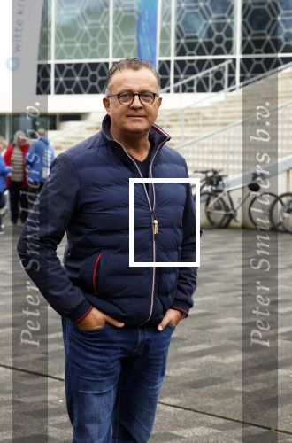 Heerenveen 19 maart 2023
De hollandse 100 in Thialf.  Georganiseerd door Prinse Bernhard met zijn stichting Lymph & Co.
Aanwezig oa Prins Bernhard Prinses Annette hun kinderen Isabelle Samuel en Benjamin, Prinses Margriet Mr Pieter v Vollenhoven , Prins Floris en Prinses Aimee.
Ook Marianne Timmer reed mee. Jack Plooij