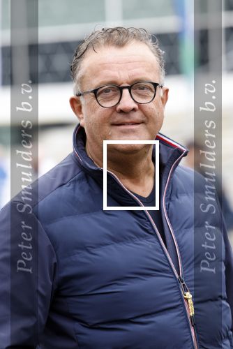 Heerenveen 19 maart 2023
De hollandse 100 in Thialf.  Georganiseerd door Prinse Bernhard met zijn stichting Lymph & Co.
Aanwezig oa Prins Bernhard Prinses Annette hun kinderen Isabelle Samuel en Benjamin, Prinses Margriet Mr Pieter v Vollenhoven , Prins Floris en Prinses Aimee.
Ook Marianne Timmer reed mee. Jack Plooij