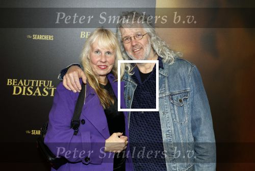 Amsterdam 28 maart 2023
Premiere Beuatiful Disaster in Tuschinksi.
Janny Smits met man