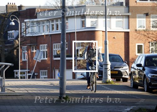 Amsterdam 14 april 2023
Johan neijenhuis op de fiets in Amsterdam zuid.
