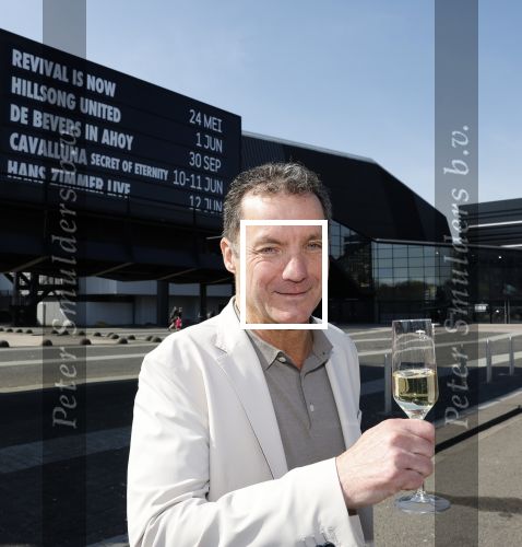 Rotterdam 5 april 2023
John de Bever en Kees de Bever maken bekend dat ze samen in AHOY op gaan treden.
