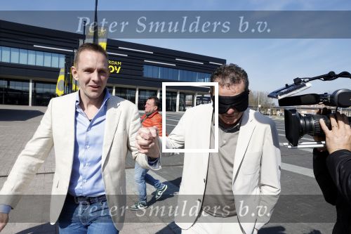 Rotterdam 5 april 2023
John de Bever en Kees de Bever maken bekend dat ze samen in AHOY op gaan treden.