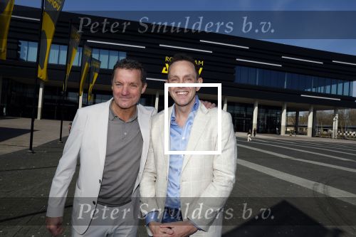 Rotterdam 5 april 2023
John de Bever en Kees de Bever maken bekend dat ze samen in AHOY op gaan treden.