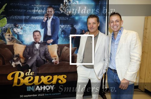 Rotterdam 5 april 2023
John de Bever en Kees de Bever maken bekend dat ze samen in AHOY op gaan treden.
