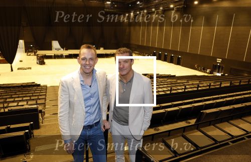 Rotterdam 5 april 2023
John de Bever en Kees de Bever maken bekend dat ze samen in AHOY op gaan treden.