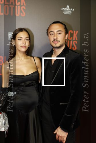 Amsterdam 10 april 2023
Premiere Black Lotus in Tuschinski met Rico Verhoeven in de hoofdrol.
Joseph Klibansky met vriendin Victoria en Louis Klibansky met zijn vrouw Susanna