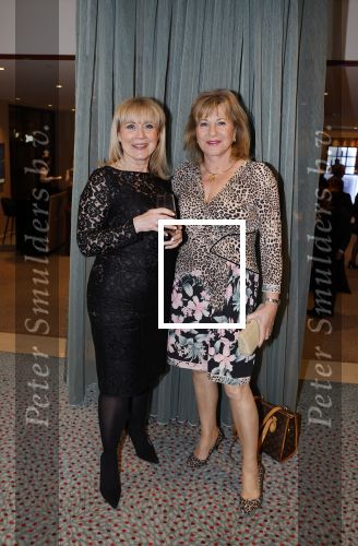 Amsterdam 26 maart 2023
Modeshow Paul Schulten in Hotel Okura.
Linda Wallagh met een vriendin