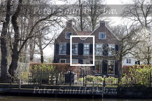 Loenen aan de Vecht 4 april 2023
Oude huis Linda de Mol aan de Vecht.