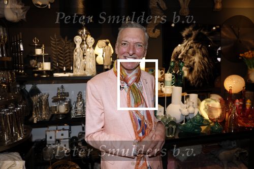 Noordwijk 30 maart 2023
Boekpresentatie Maxime Meiland in de winkel van haar zus Montana.
Verder Aanwezig Martien Meiland Erica Meiland en haar man Leroy Molkenboer en hun kinderen Claire en Vive. Ook de schrijver van het boek Jan Dijkgraaf.