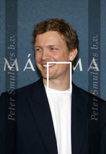 Amsterdam 16 maart 2023
Presentatie serie over koningin Maxima die Videoland uit gaat zenden.
Presentatie was in het Amstel Hotel . Martijn lakemeier Gaat Koning Willem Alexander spelen en de Argentijnse actrice Delfina Chaves speelt Koningin Maxima . Daphne Bunskoek presenteerde het.
Ook Peter v d Vorst en Rachel van Bommel (producente) waren ook aanwezig.
